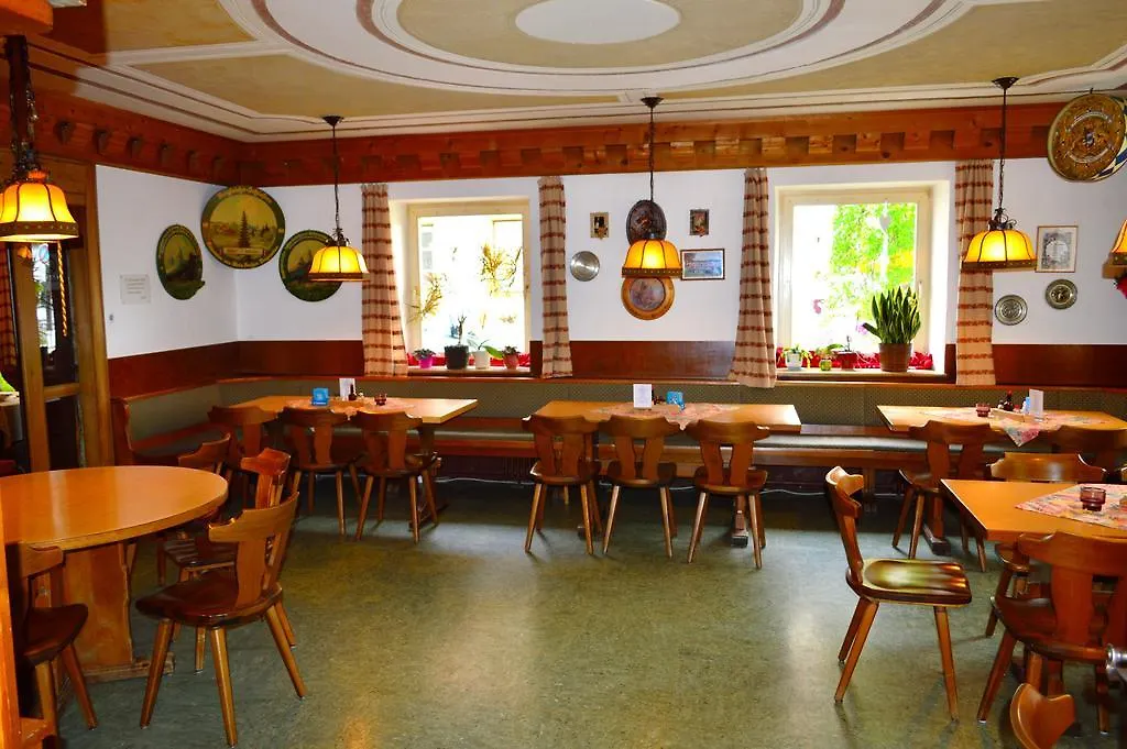 Hotel Bayersoier Hof Bayersoien 2*,